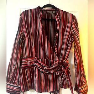 apt 9 stretch black, red and white stripe cinched women’s dress shirt